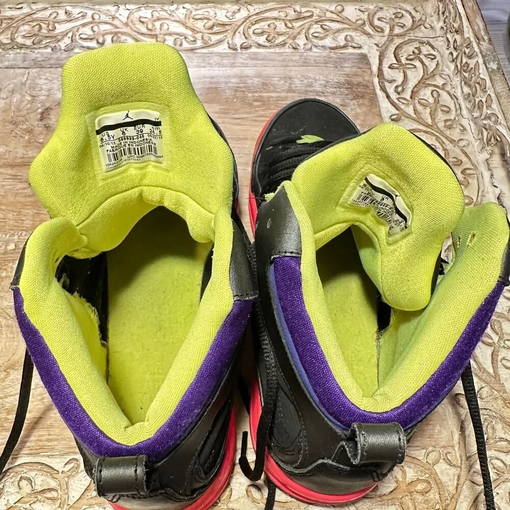 Jordan’s Nike Jordan Retro 2013 Red / Purple 6.5y - Picture 3 of 12